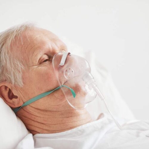Cuáles son los efectos secundarios del oxígeno en ancianos