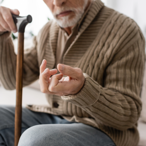 Ejercicios para personas con Parkinson en casa