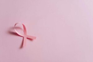 Cáncer de mama en personas mayores