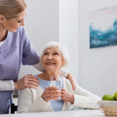 Disfagia en ancianos todo lo que debes saber