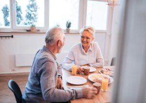 Importancia de un menú adaptado para ancianos con disfagia