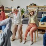 Circuitos de ejercicios para personas mayores rutinas fáciles y seguras