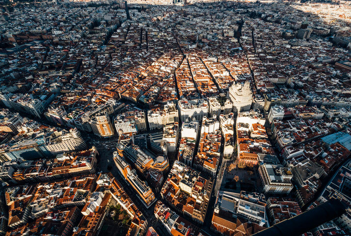 Ayudas para Personas Mayores en la Comunidad de Madrid