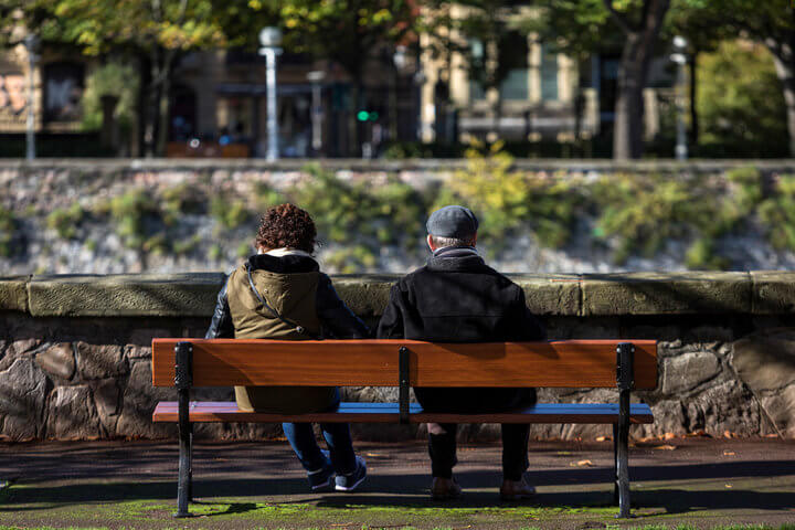 Cuánto cobra un cuidador de ancianos en España