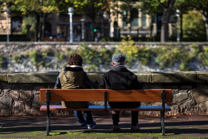Cuánto cobra un cuidador de ancianos en España