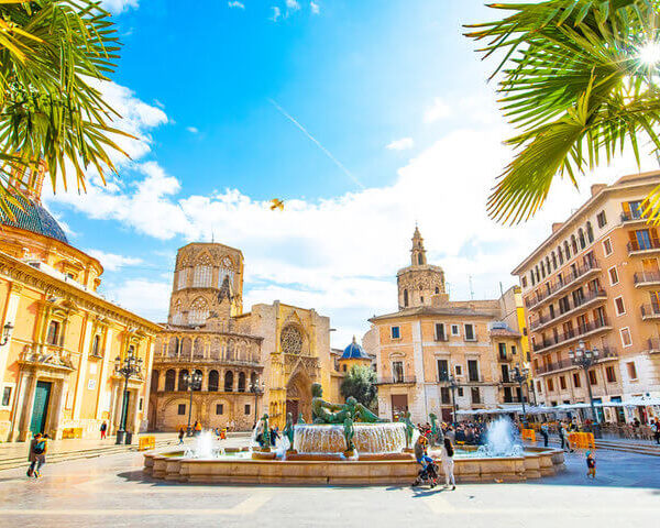 Plaza de la Virgen, Valencia